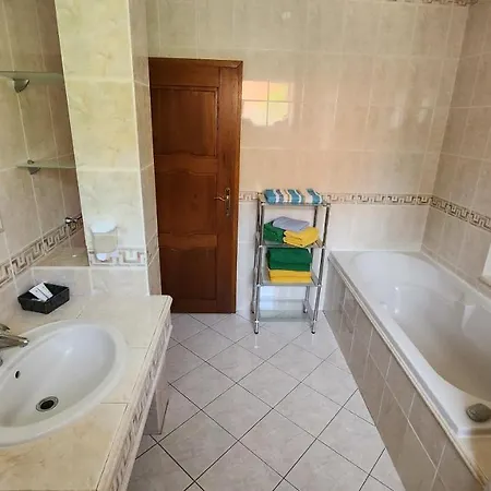 Appartement Apartman C1 450m Od Centra *